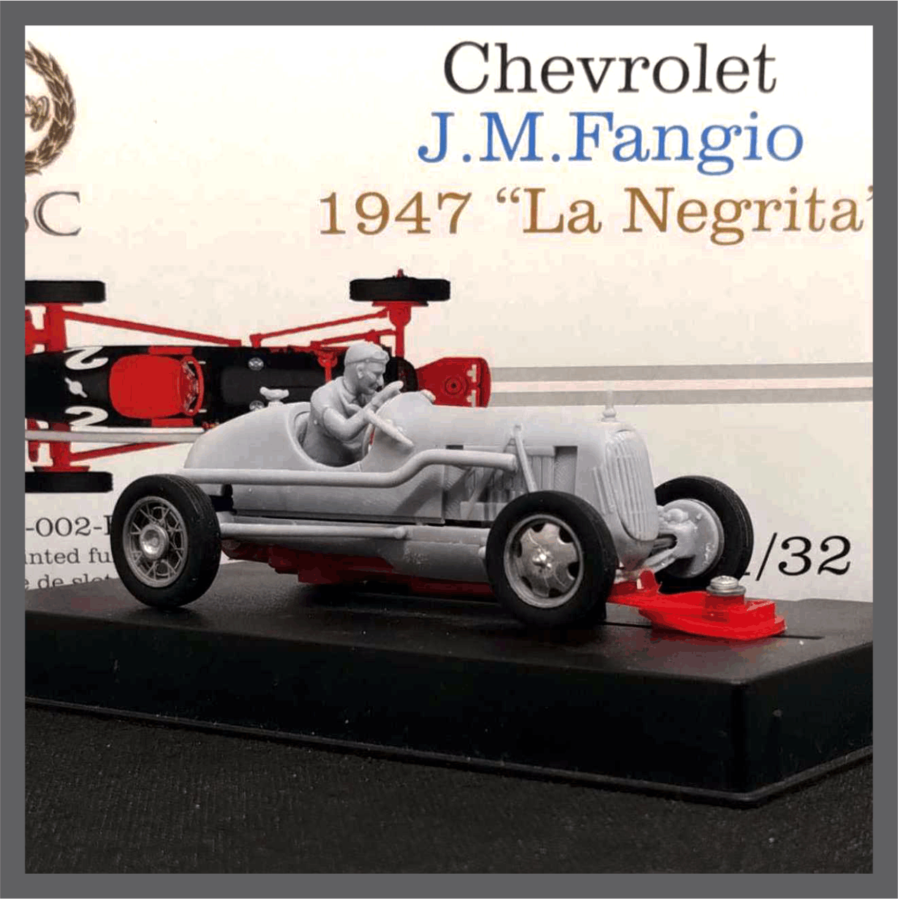 VSC-002 - E-fk32 - “La Negrita” - Juan M. Fangio 1947 (versión original: motor Chevrolet ) - Imagen 4