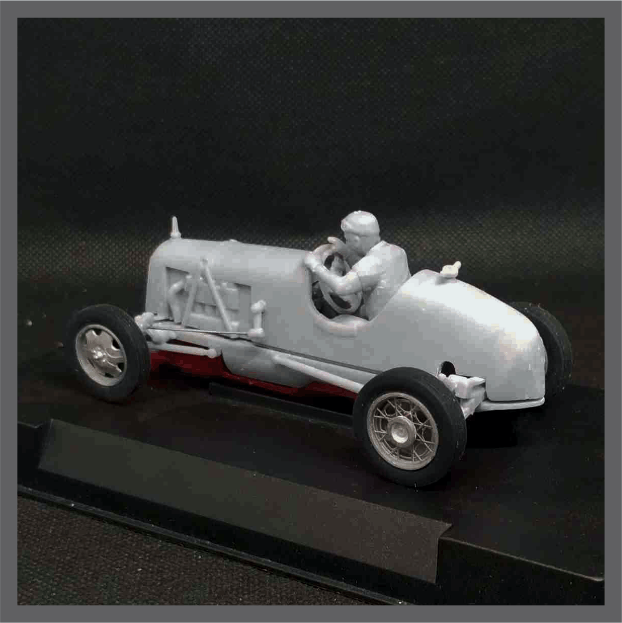 VSC-002 - E-fk32 - “La Negrita” - Juan M. Fangio 1947 (versión original: motor Chevrolet ) - Imagen 7