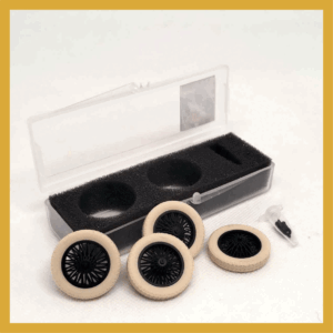 VSC- SW1350 set 4 cubiertas PIRELLI SUPERFLEX Cord - blancas + llanta de alambre